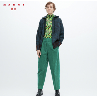 ユニクロ(UNIQLO)のMARNI × UNIQLO コーデュロイワイドフィットタックパンツ グリーン(カジュアルパンツ)