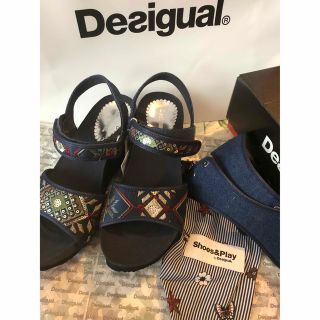 デシグアル(DESIGUAL)のDESIGUALデシグアルの2wayデニムサンダル(未使用品)収納袋も(サンダル)