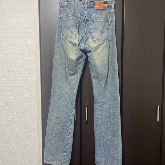 Levi's(リーバイス)のリーバイス　503b ボタン裏J22 レザーパッチ　29×36 メンズのパンツ(デニム/ジーンズ)の商品写真