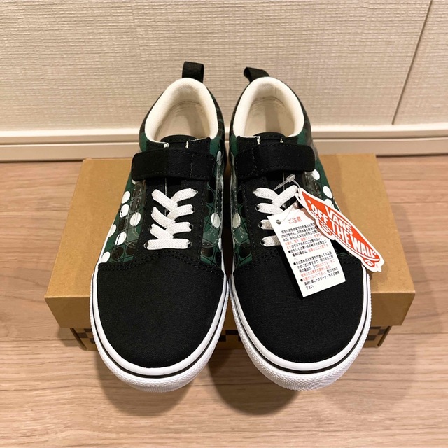 VANS(ヴァンズ)のVANS VANS キッズ OLD SKOOL V36CS VARIETY 20 キッズ/ベビー/マタニティのキッズ靴/シューズ(15cm~)(スニーカー)の商品写真