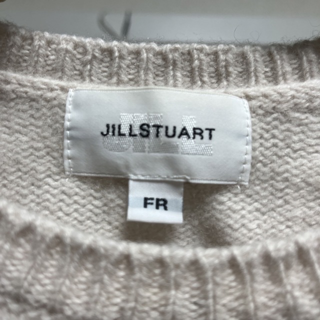 JILL by JILLSTUART(ジルバイジルスチュアート)のニット　JILL by JILLSTUART レディースのトップス(ニット/セーター)の商品写真