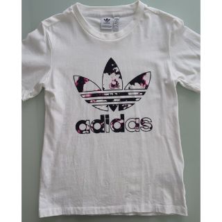 アディダス(adidas)のアディダス  Tシャツ  レディース(Tシャツ(半袖/袖なし))