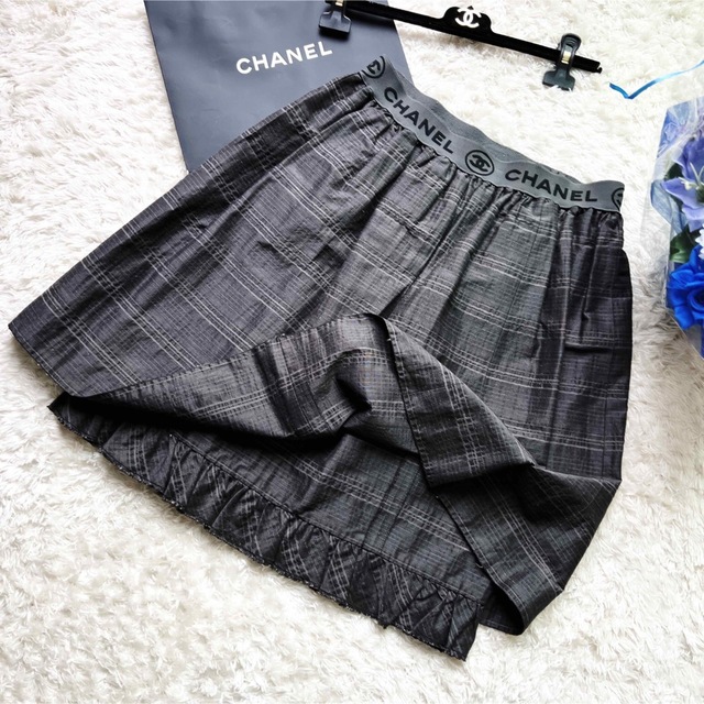 美品　CHANEL スカート