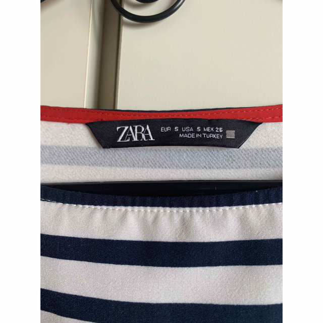 ZARA(ザラ)のZARAストライプシャツ レディースのトップス(シャツ/ブラウス(長袖/七分))の商品写真