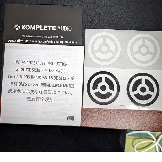 Komplete Audio 2 オーディオインタフェース 6