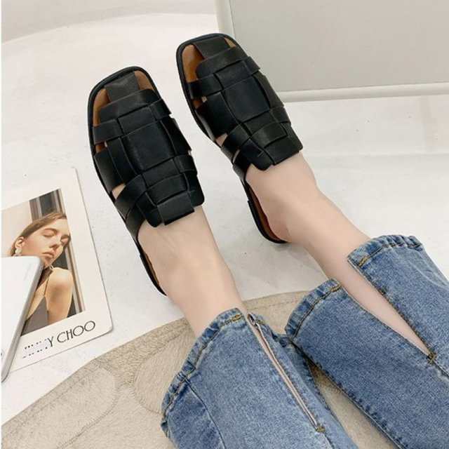 グルカサンダル ミュール ブラック 黒 24cm フラット 韓国 ぺたんこ レディースの靴/シューズ(サンダル)の商品写真