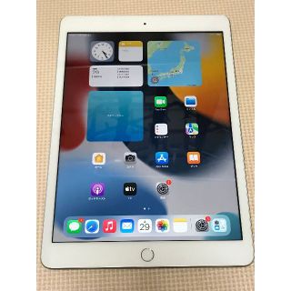 アップル(Apple)の♪美品 iPad 第7世代 10.2インチ 32G docomo版SIMフリー♪(タブレット)