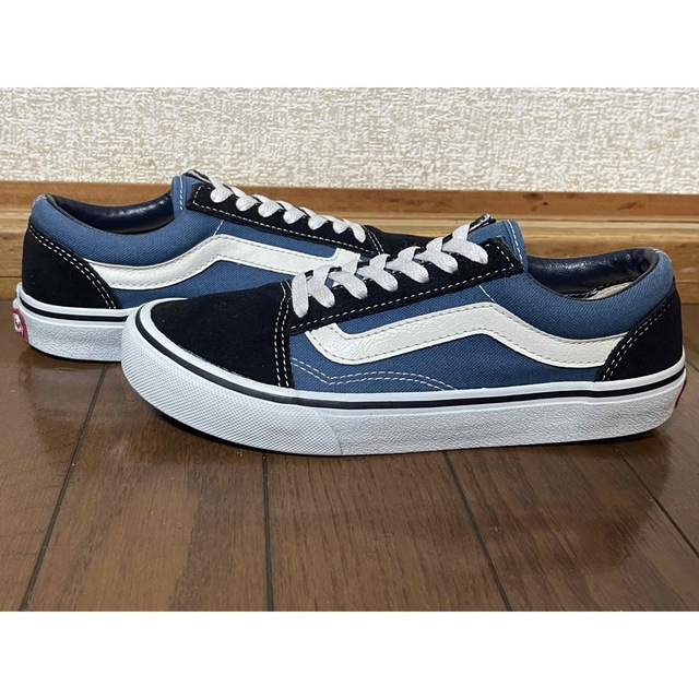 VANS(ヴァンズ)のVANS OLD SKOOL DX 23.5cm レディースの靴/シューズ(スニーカー)の商品写真