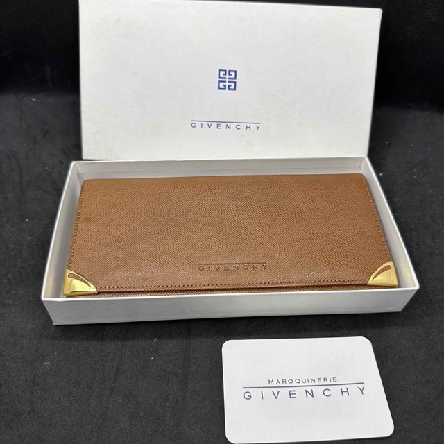 GIVENCHY - 美品☆ GIVENCHY ジバンシー 長財布 レザー ゴールド金具