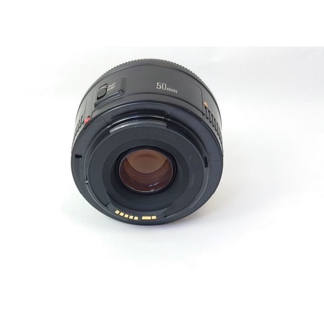 Canon(キヤノン)のCanon 単焦点レンズ EF50mm F1.8 II / フルサイズ対応 スマホ/家電/カメラのカメラ(レンズ(単焦点))の商品写真