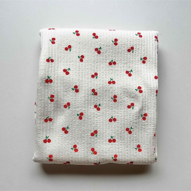 リブニット生地（Cherry）韓国生地　3色から選択 ハンドメイドの素材/材料(生地/糸)の商品写真