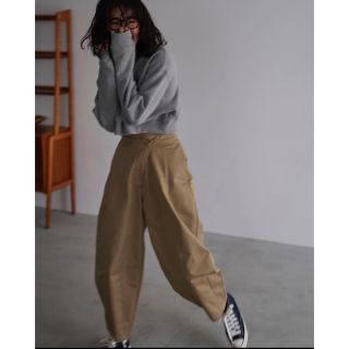 スピックアンドスパン(Spick & Span)の〜5/12までの販売　nala Cocoon chino pants (チノパン)