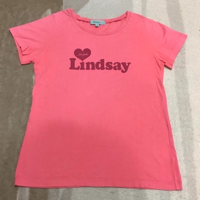 Lindsay(リンジィ)のLindsay ロゴTシャツ 150 キッズ/ベビー/マタニティのキッズ服女の子用(90cm~)(Tシャツ/カットソー)の商品写真