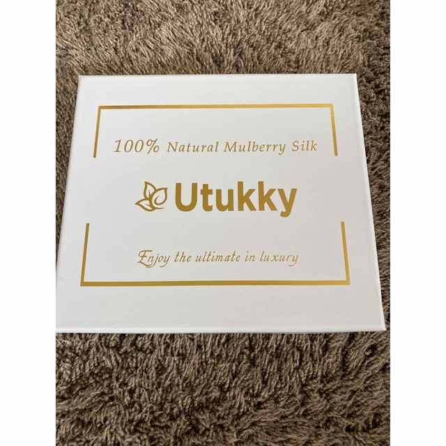 Utukky 枕カバー シルク枕カバー35×50 インテリア/住まい/日用品の寝具(枕)の商品写真