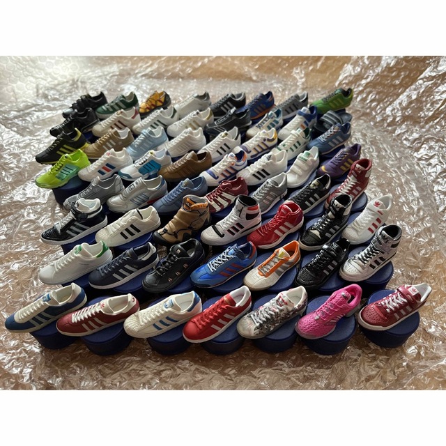 アディダス ペプシボトルキャップ60種類セット NIKE ダンク ミニチュア | フリマアプリ ラクマ アディダス ペプシボトルキャップ60種類セット NIKE ダンク ミニチュア | フリマアプリ ラクマ