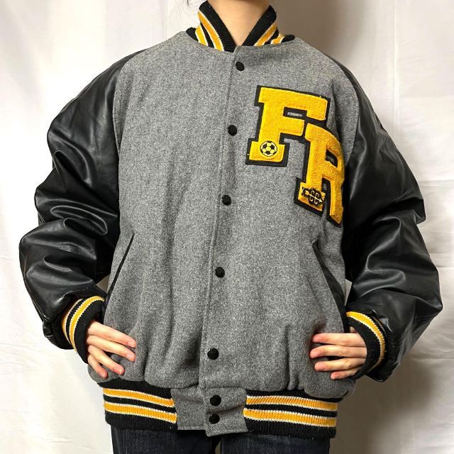 Neff(ネフ)のUSA製 スタジャン 古着 ゆるだぼ 90s デカロゴ リブライン 希少 bv8 メンズのジャケット/アウター(スタジャン)の商品写真