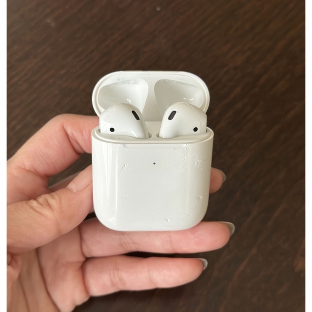 Apple AirPods 第2世代　エアポッツ　正規品　ワイヤレス