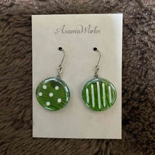 ピアス(ピアス)