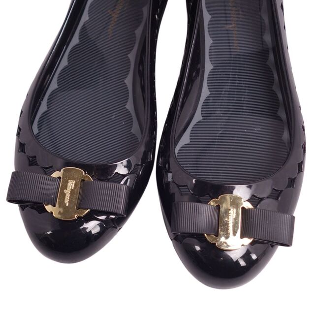 サルヴァトーレ フェラガモ Salvatore Ferragamo パンプス フラットパンプス リボン ラバー シューズ 靴 レディース  7(24.5cm相当) ブラック