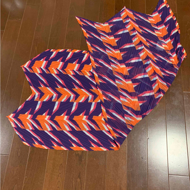PLEATS PLEASE ISSEY MIYAKE - 未使用品プリーツプリーズ総柄 PLEATS PLEASE ISSEY MIYAKE - 未使用品プリーツプリーズ総柄