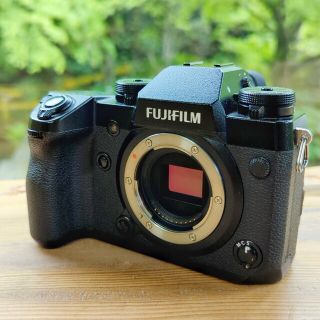 フジフイルム(富士フイルム)のFUJIFILM X-H1(ミラーレス一眼)