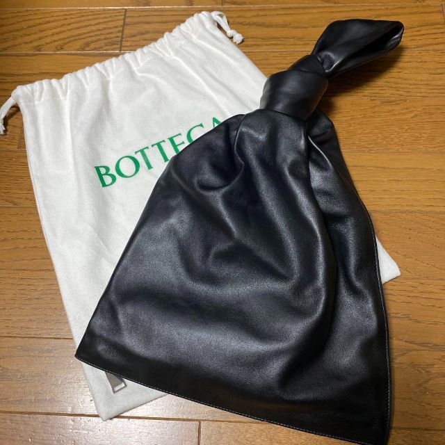 BOTTEGA VENETA ボッテガヴェネタ ツイスト 日替わり 26950円引き www