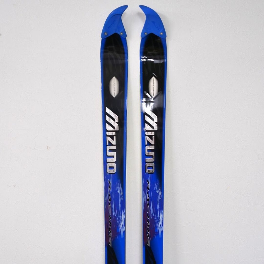 MIZUNO(ミズノ)の未使用 ミズノ Mizuno S mode Speed Flex 196cm センター 62ｍｍ レーシング スキー板 アウトドア 約2050ｇ(一本あたり) スポーツ/アウトドアのスキー(板)の商品写真