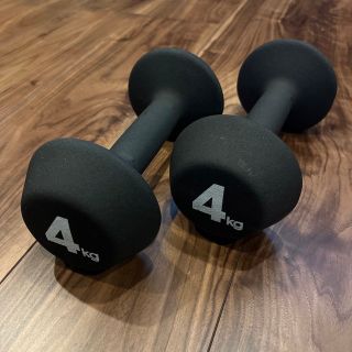 アディダス(adidas)のダンベル 4kg×2(トレーニング用品)