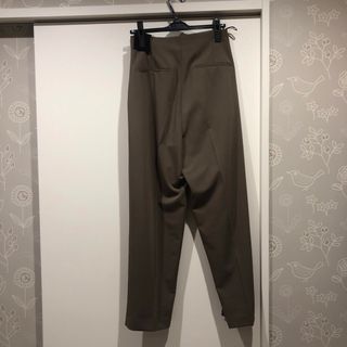 美品  MARLENEDAM テーパードパンツ    レディース 38