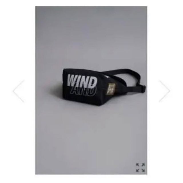 WIND AND SEA(ウィンダンシー)のMANHATTAN PORTAGE × WINDANDSEA  メンズのバッグ(メッセンジャーバッグ)の商品写真