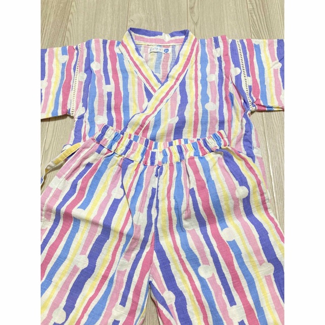 futafuta(フタフタ)の【さりさり様専用】futafuta 120cm 甚平 キッズ/ベビー/マタニティのキッズ服女の子用(90cm~)(甚平/浴衣)の商品写真