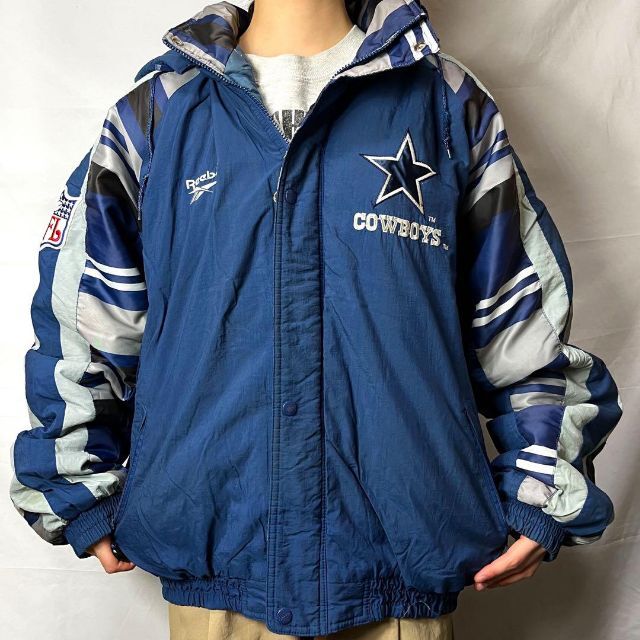 Reebok(リーボック)のリーボック☆中綿ジャケット NFL 古着 90s ゆるだぼ 刺繍ロゴ ce2 メンズのジャケット/アウター(ブルゾン)の商品写真