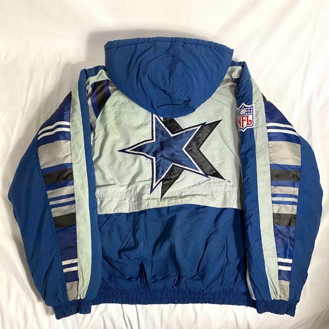 Reebok(リーボック)のリーボック☆中綿ジャケット NFL 古着 90s ゆるだぼ 刺繍ロゴ ce2 メンズのジャケット/アウター(ブルゾン)の商品写真