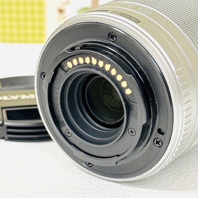 OLYMPUS(オリンパス)の✨美品✨OLYMPUS M.ZUIKO 40-150mm R スマホ/家電/カメラのカメラ(レンズ(ズーム))の商品写真