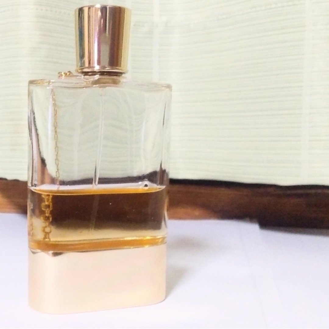 Chloe(クロエ)のChloe ラブ クロエ オードパルファム 50ml コスメ/美容の香水(香水(女性用))の商品写真