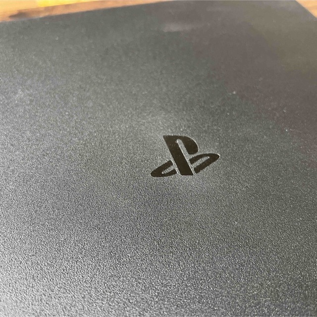 PlayStation4(プレイステーション4)のPS4本体 エンタメ/ホビーのゲームソフト/ゲーム機本体(家庭用ゲーム機本体)の商品写真