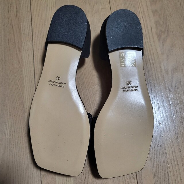 NEBULONI E.(ネブローニ)のNEBULONIE 黒サンダル スクエアトゥ レディースの靴/シューズ(サンダル)の商品写真