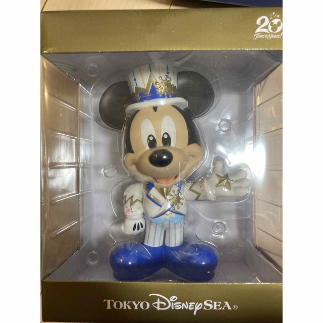 Disney(ディズニー)の新品未開封　ディズニーシー限定　非売品　20周年　ミッキーマウス　フィギュア エンタメ/ホビーのおもちゃ/ぬいぐるみ(キャラクターグッズ)の商品写真