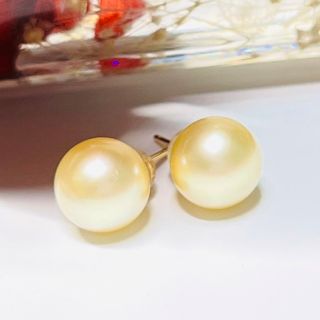天然南洋白蝶 ゴールデンパール K18 大粒 約9.9mm ピアスの通販 by