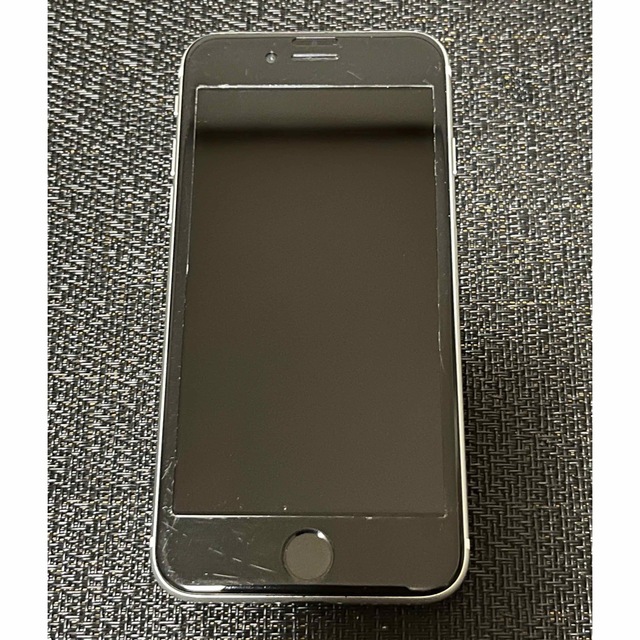 iPhone(アイフォーン)のiPhonese2 128GB ホワイト スマホ/家電/カメラのスマートフォン/携帯電話(スマートフォン本体)の商品写真