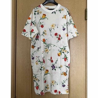 グッチ(Gucci)のオールドグッチ　フローラ　ロングTシャツ　(Tシャツ(半袖/袖なし))