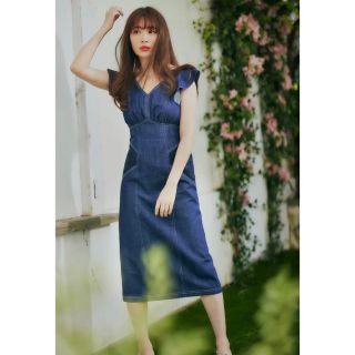 Her lip to☆Ruffled Shoulder Denim Dress