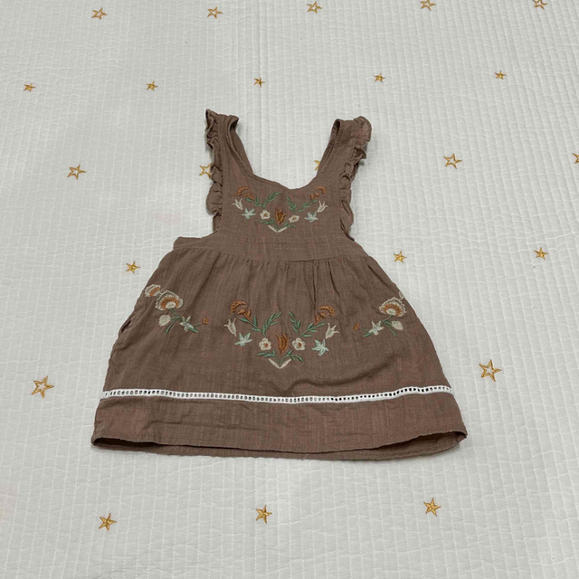 【最終値下げ】刺繍ワンピース　おそろい　セット キッズ/ベビー/マタニティのキッズ服女の子用(90cm~)(ワンピース)の商品写真