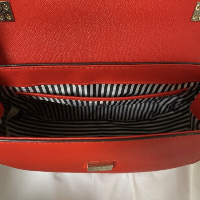 kate spade new york(ケイトスペードニューヨーク)の美品 kate spade ショルダーバッグ キャメロンストリートバーディ 赤 レディースのバッグ(ショルダーバッグ)の商品写真