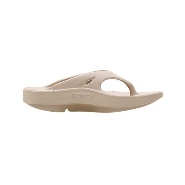 OOFOS(ウーフォス)のトング サンダル recovery リカバリー 新色 24 レディースの靴/シューズ(サンダル)の商品写真
