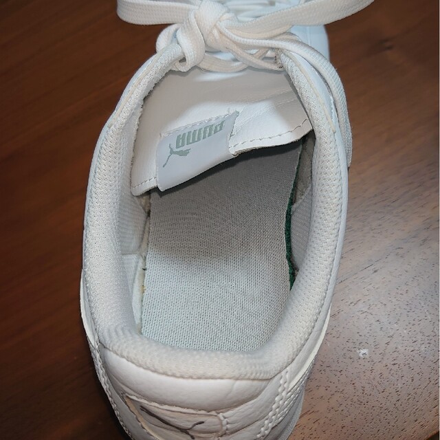 PUMA(プーマ)のPUMAスニーカー白 メンズの靴/シューズ(スニーカー)の商品写真