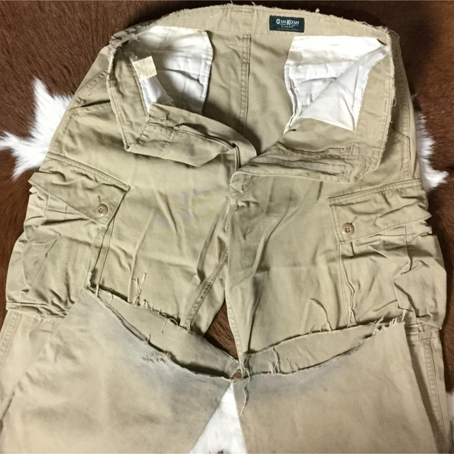 OshKosh(オシュコシュ)の★used★OSHKOSHオシュコシュ★チノカーゴパンツ★L★日本製★ メンズのパンツ(ワークパンツ/カーゴパンツ)の商品写真