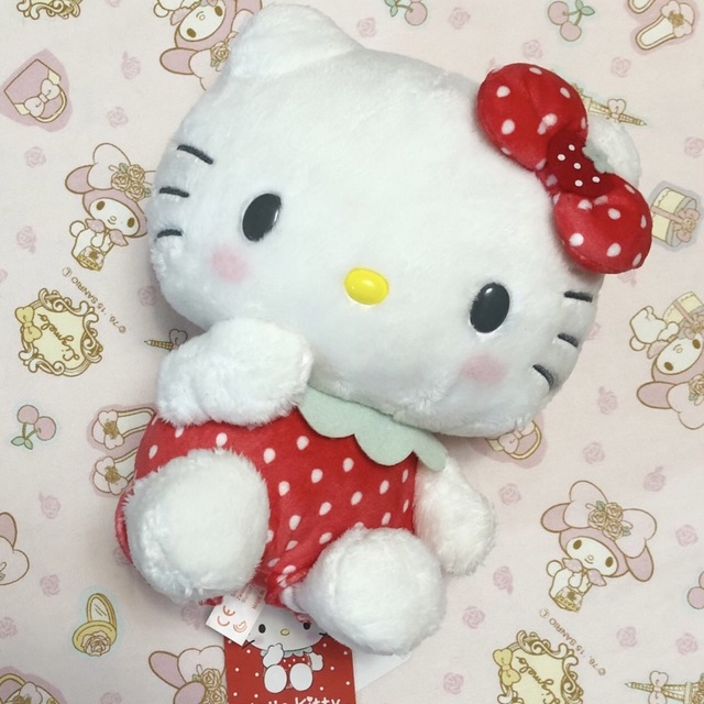 ハローキティ - キティ♡いちご♡ドール♡ぬいぐるみ♡新品タグ付きの ハローキティ - キティ♡いちご♡ドール♡ぬいぐるみ♡新品タグ付きの