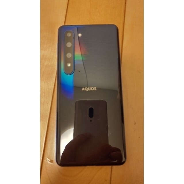 AQUOS R5G / SoftBank版 / SIMロック解除済 AQUOS R5G / SoftBank版 / SIMロック解除済