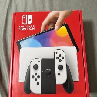 ニンテンドースイッチ(Nintendo Switch)の【美品】Nintendo Switch 有機EL ホワイト　(家庭用ゲーム機本体)